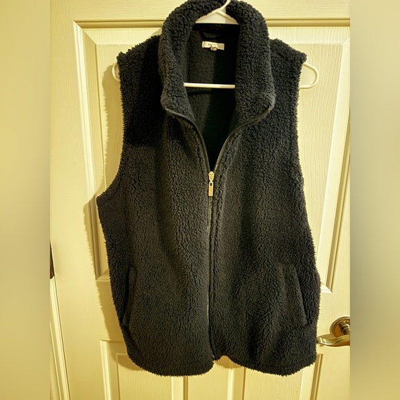 Maurices RMG Plus Size Favorite Sherpa Fleece Zip Vest Pockets Size XXL Black - Picture 2 of 9
